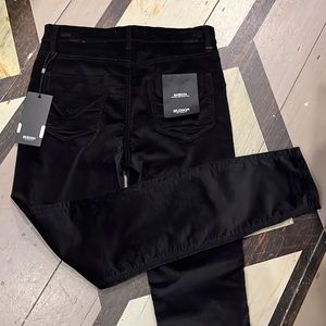 Hudson “Barbara” black velvet high rise super skinny jeans. Size 26 NWT